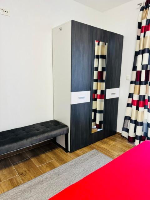 Apartments Paradise Licko Petrovo Selo 외부 사진