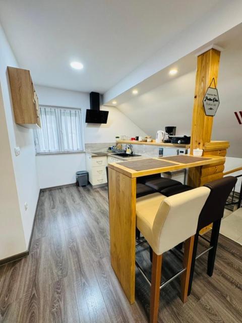 Apartments Paradise Licko Petrovo Selo 외부 사진